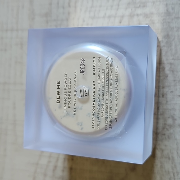 Jaclyn Cosmetics Luminous Powder in Dew Me - Picture 4 of 4
